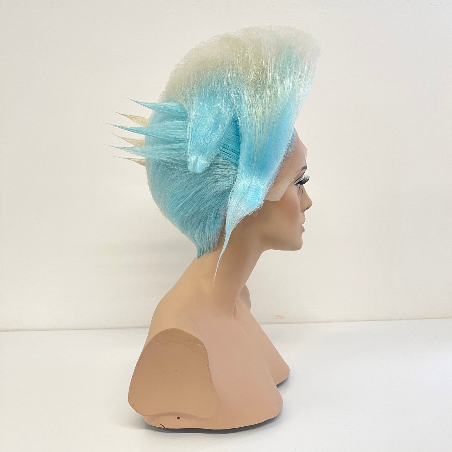 Quiff and wings 🪽- Sky blue