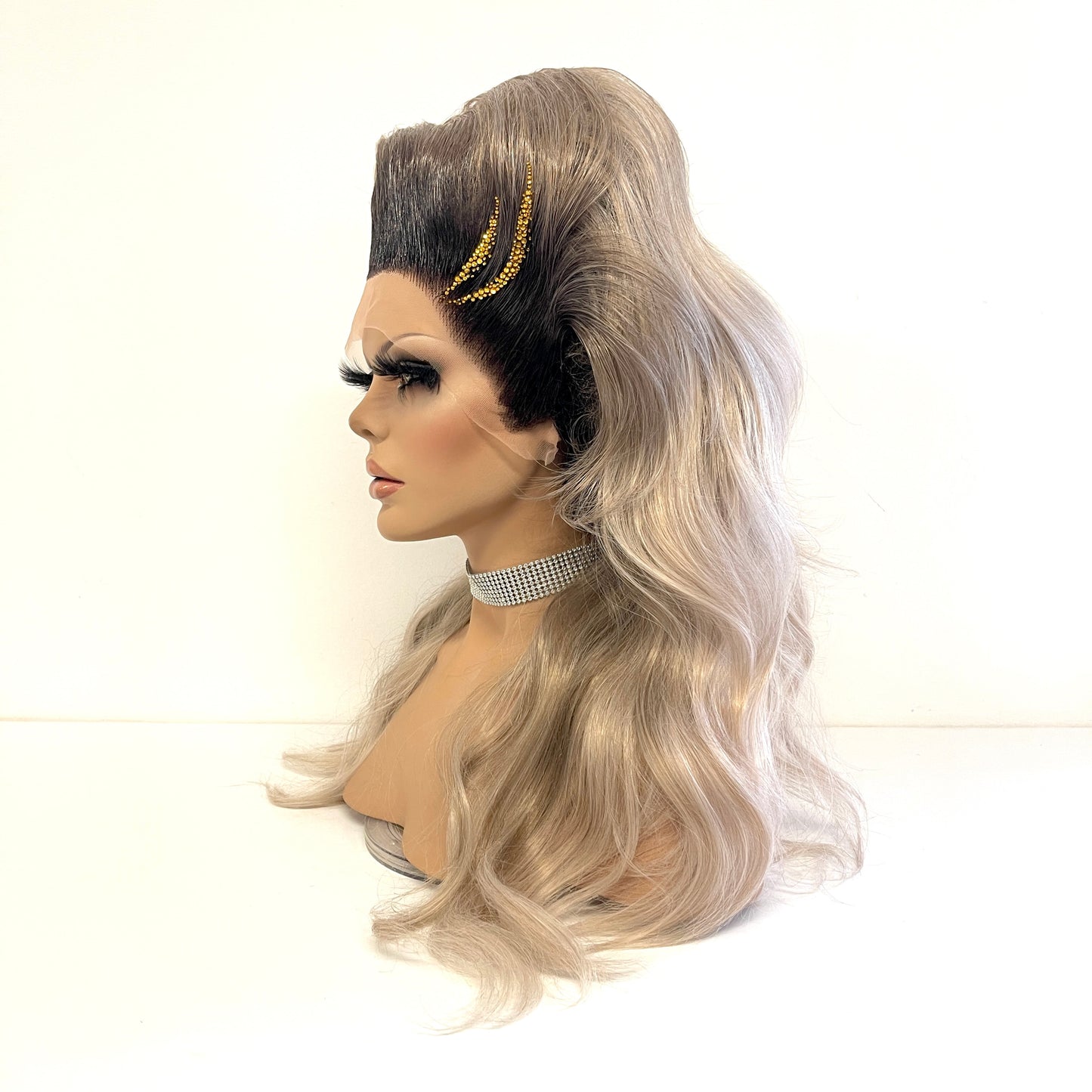Glam-Our - Silver Curls