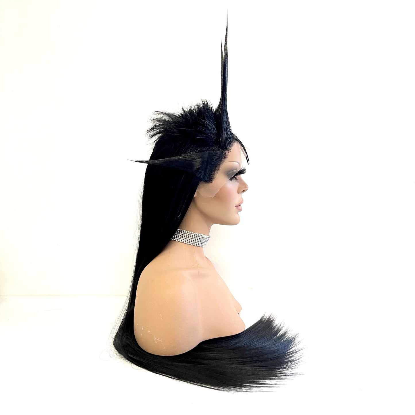 Blades & Spikes - Raven