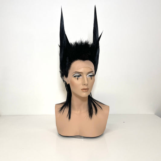 Bladed Horns - Raven