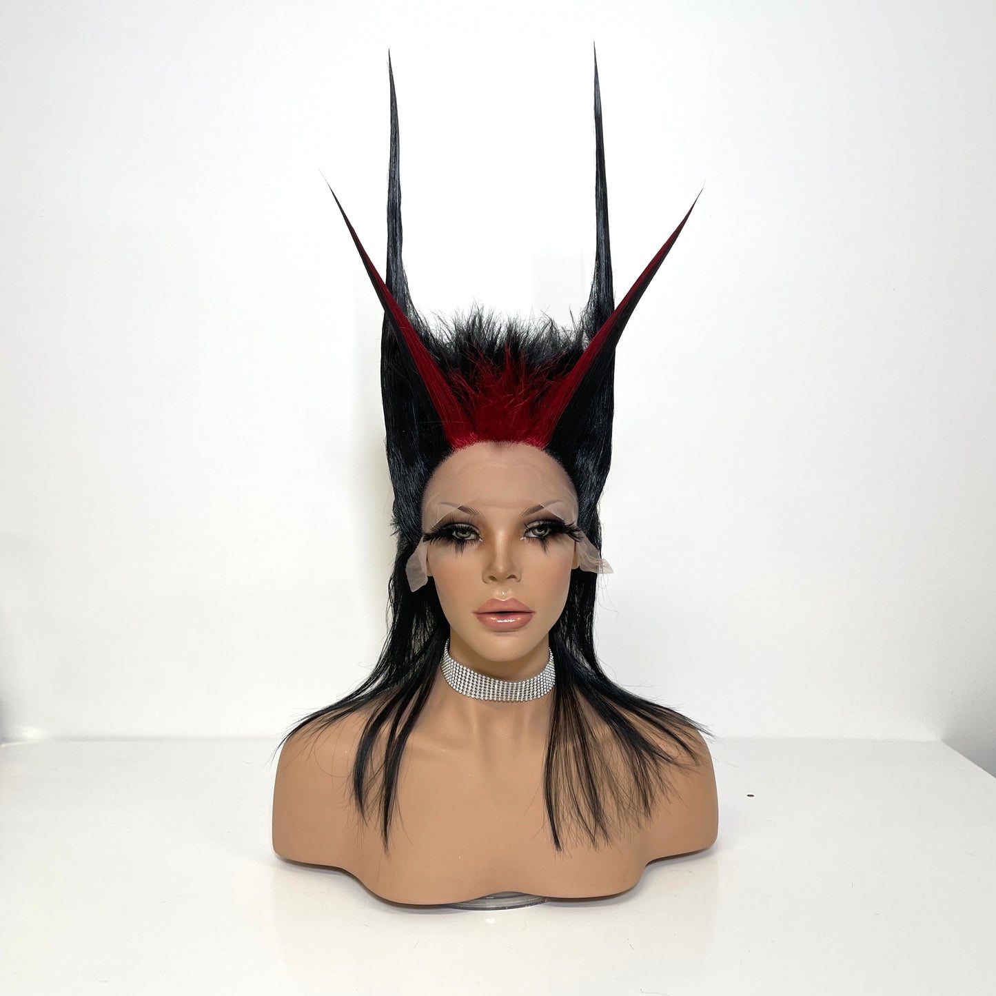 Bladed Horns - Bloody Raven