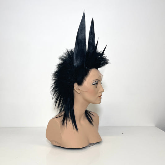 Bladed Horns - Raven